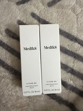 2 Medik8 • Hydr8 B5 • Liquid Rehydration Serum • .27 fl oz Deep Hydration Serum